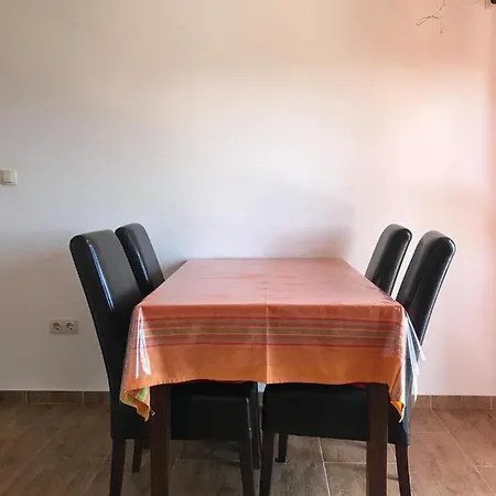 Marin, A2 Apartman Dugi Rat